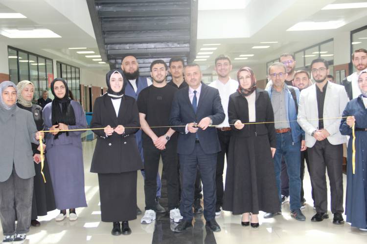 Öğretim Teknolojileri Dersi Materyalleri Sergisi Açıldı