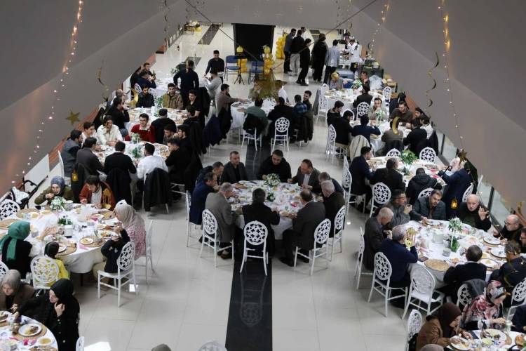 Son Sınıf Öğrencilerimizin İftar Programı Gerçekleştirildi