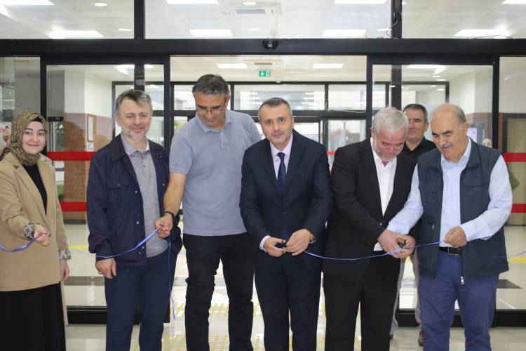 Fakültemiz “Avrupa’da Kur’an: Ortak Bir Tarih” Sergisine Ev Sahipliği Yapıyor