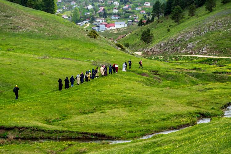 Fakültemiz Öğrencilerinden Karagöl ve Sultanpınar Yaylalarına Fotoğraf Gezisi